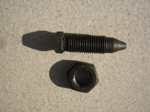 Stellschraube f. Druckring f. Hinterachsgehäuse